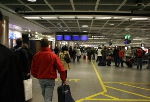 Más de 7,7 millones de pasajeros pasarán por los aeropuertos españoles
