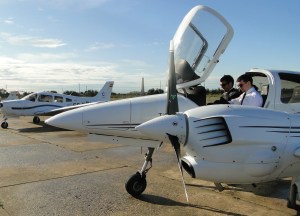 Estudiantes Título de Grado de Piloto